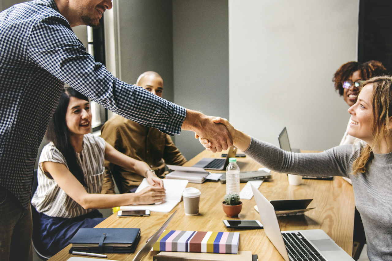 agreement handshake image